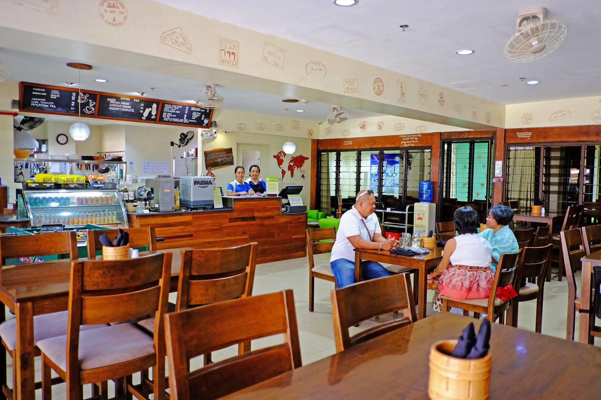 West Gorordo Hotel Cebu Exterior photo